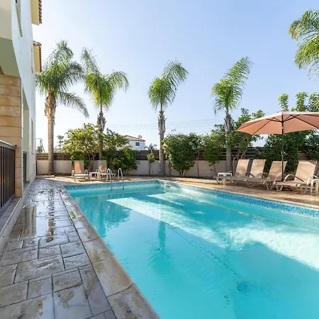 Lynn Chill Out Seaview Villa Ayia Napa